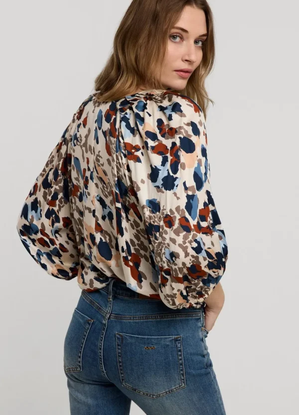 Vrouwen Summum Woman Tops & T-Shirts | Top V-Hals Camouflage Print